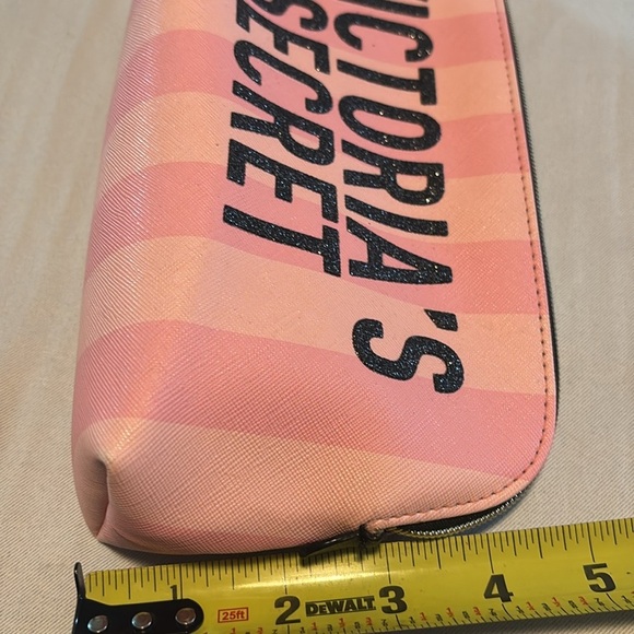Victoria's Secret Pink Signature Striped
Cosmetic Makeup Clutch Bag - Picture 4 of 4